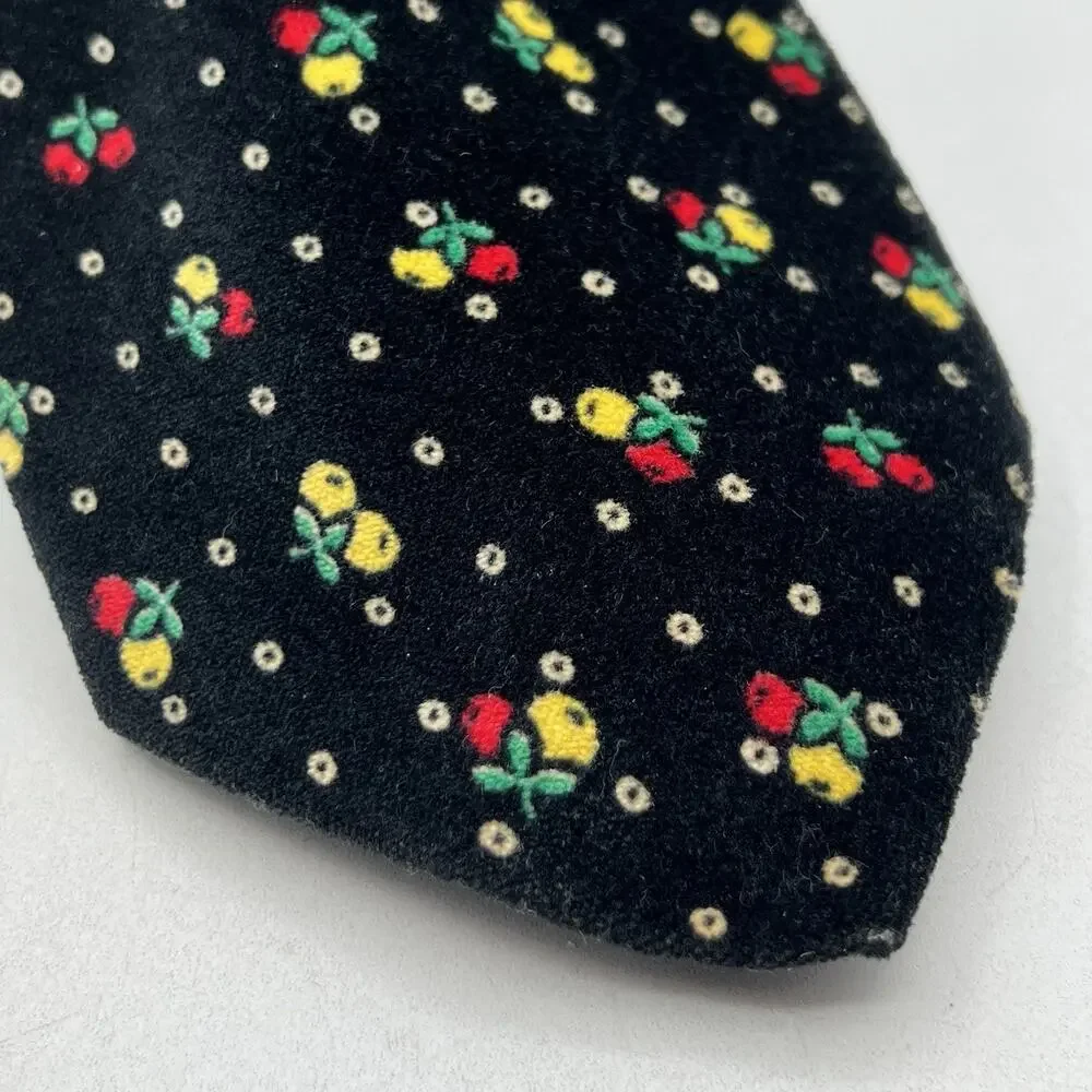 Vtg Black Velvet Cherry Fruit Mens Tie Red Yellow Cotton Retro 1970s Kitsch 4.5